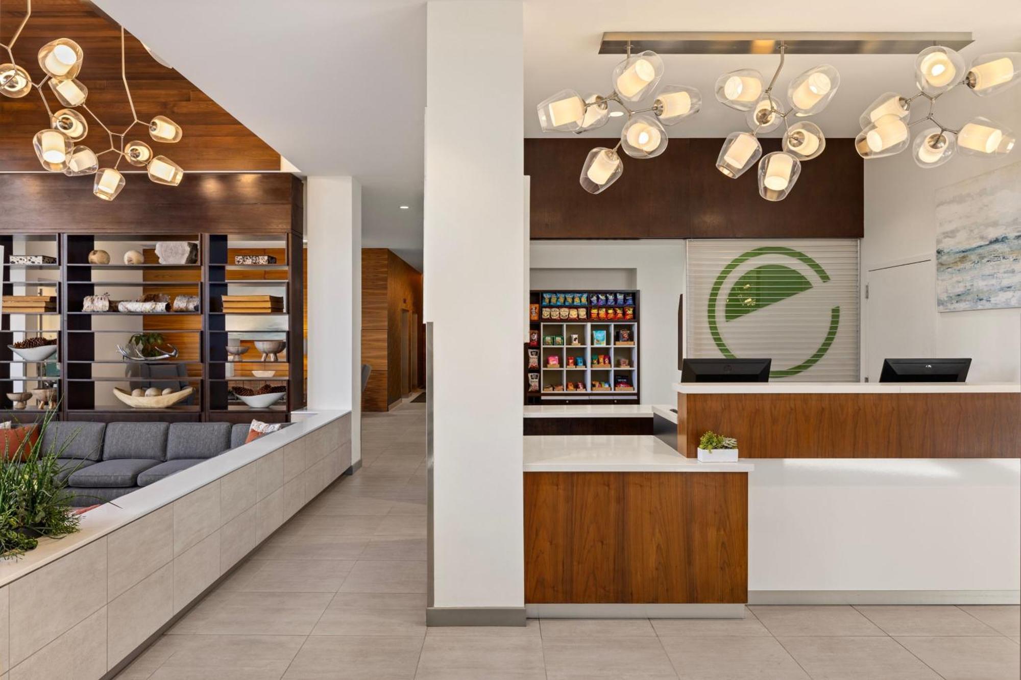 Element Hotel 4*